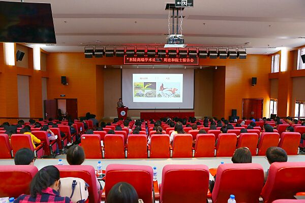 16进16出无缝矩阵切换器 16进16出无缝矩阵切换器